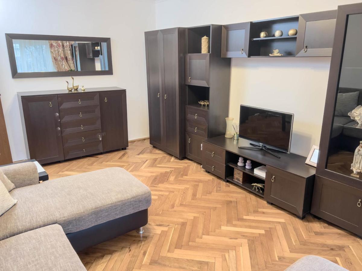 Oradea Comfort Corner Ngoại thất bức ảnh